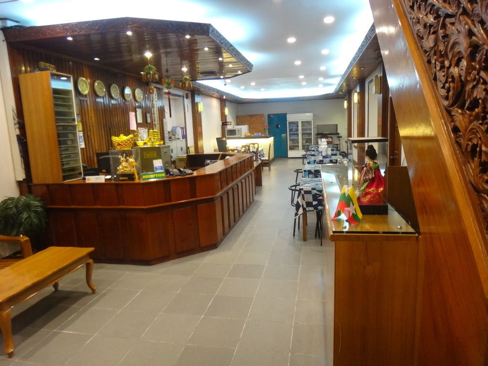 Chit Sayar Hotel Rangun Zewnętrze zdjęcie