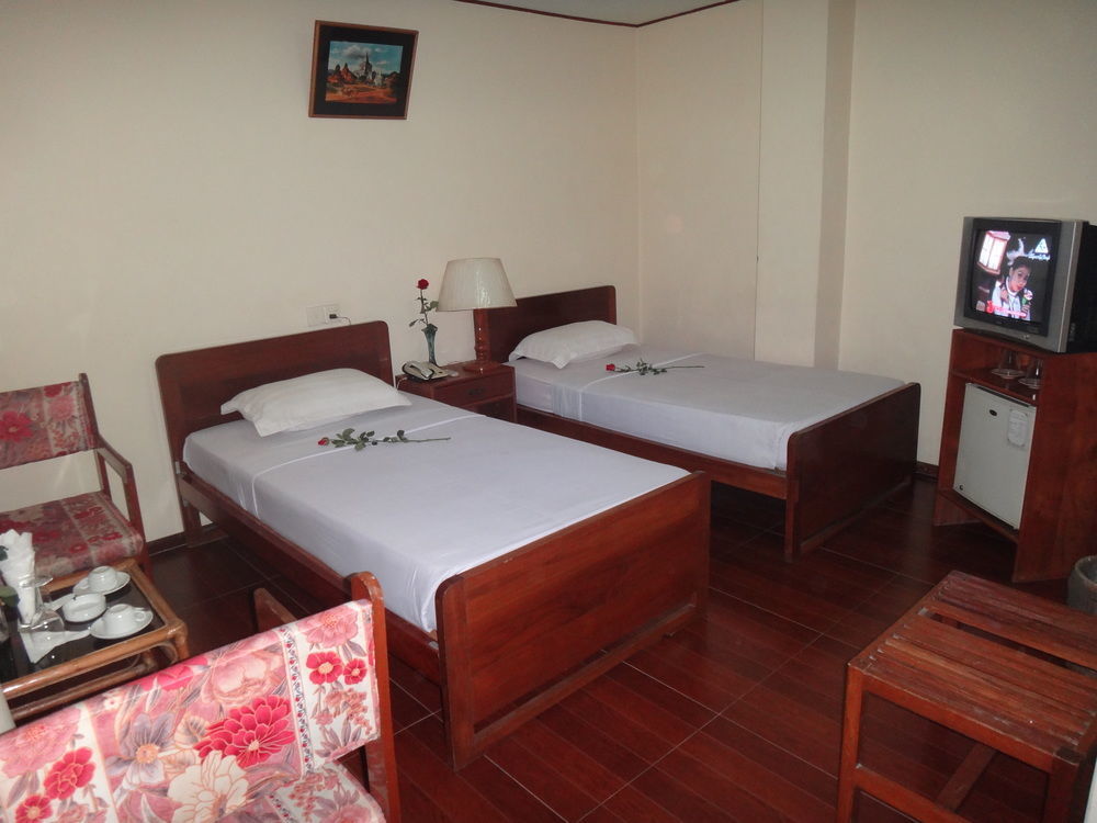 Chit Sayar Hotel Rangun Zewnętrze zdjęcie