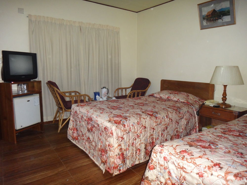Chit Sayar Hotel Rangun Zewnętrze zdjęcie